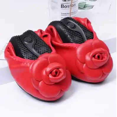 Genuine Leather Flowers Round Toe Soft Bottom Flat