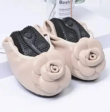 Genuine Leather Flowers Round Toe Soft Bottom Flat