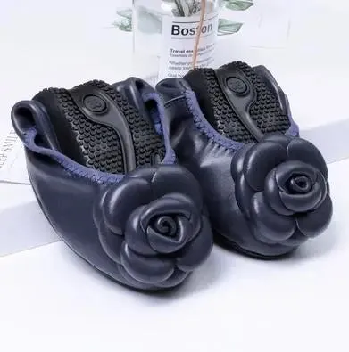 Genuine Leather Flowers Round Toe Soft Bottom Flat