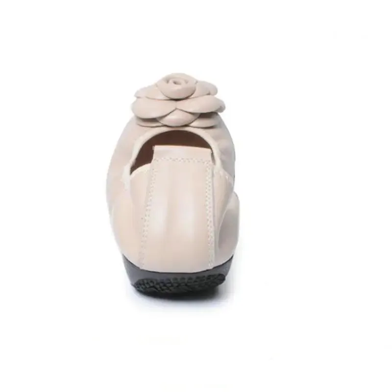 Genuine Leather Flowers Round Toe Soft Bottom Flat