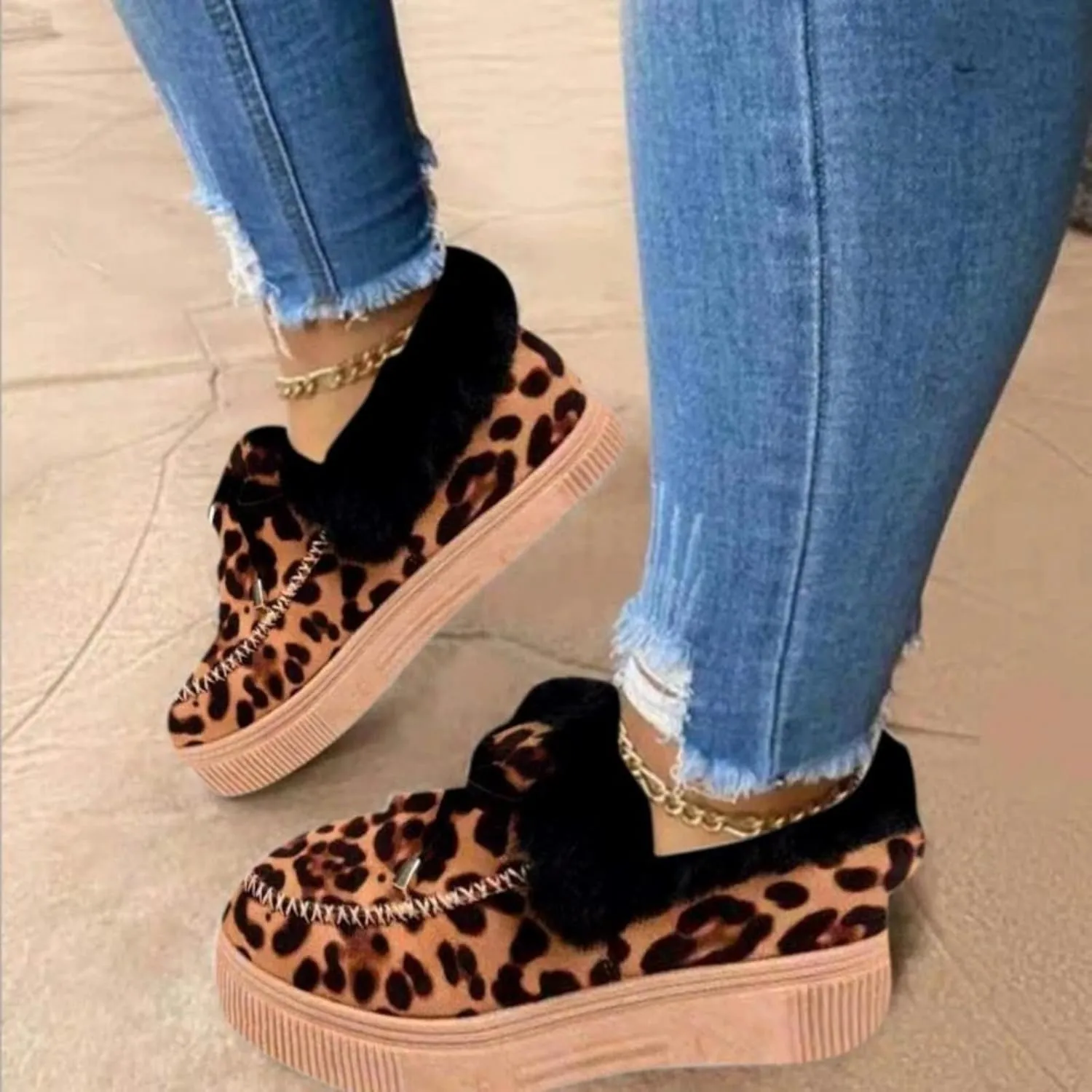 Lausiuoe Winter Fashion Boots For Women 2024 Snow Boots Fur Lined Warm Fuzzy booties Casual Slip On Comfortable Loafers Shoes
