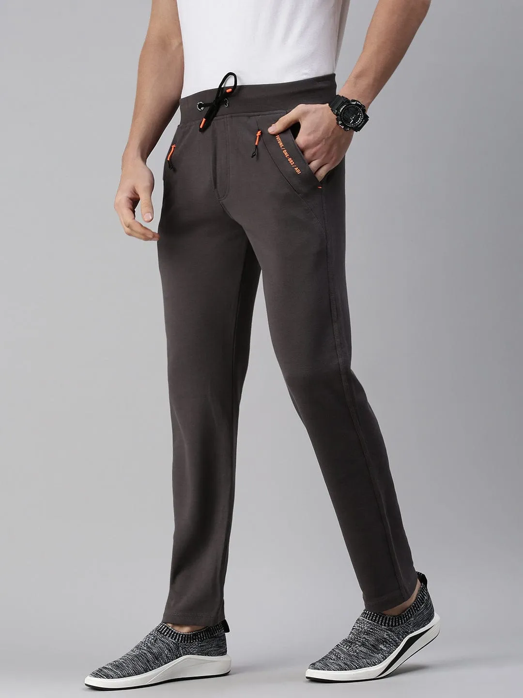 Men Solid Grey Straight Fit Casual Track Pant