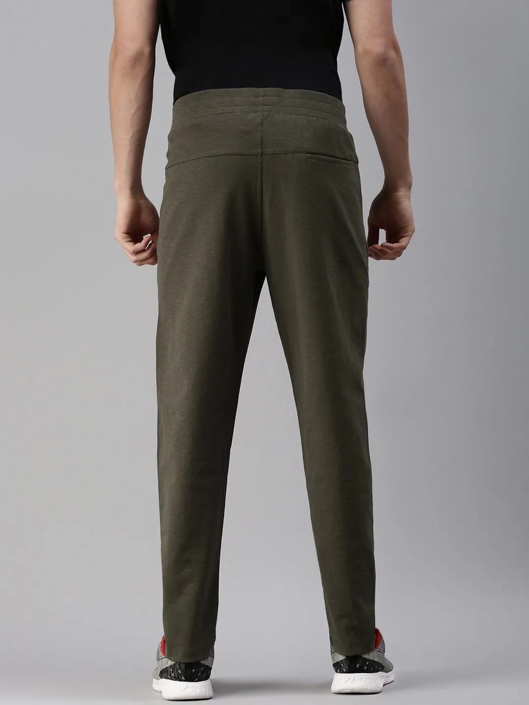Men Solid Olive Regular Fit Track Pant
