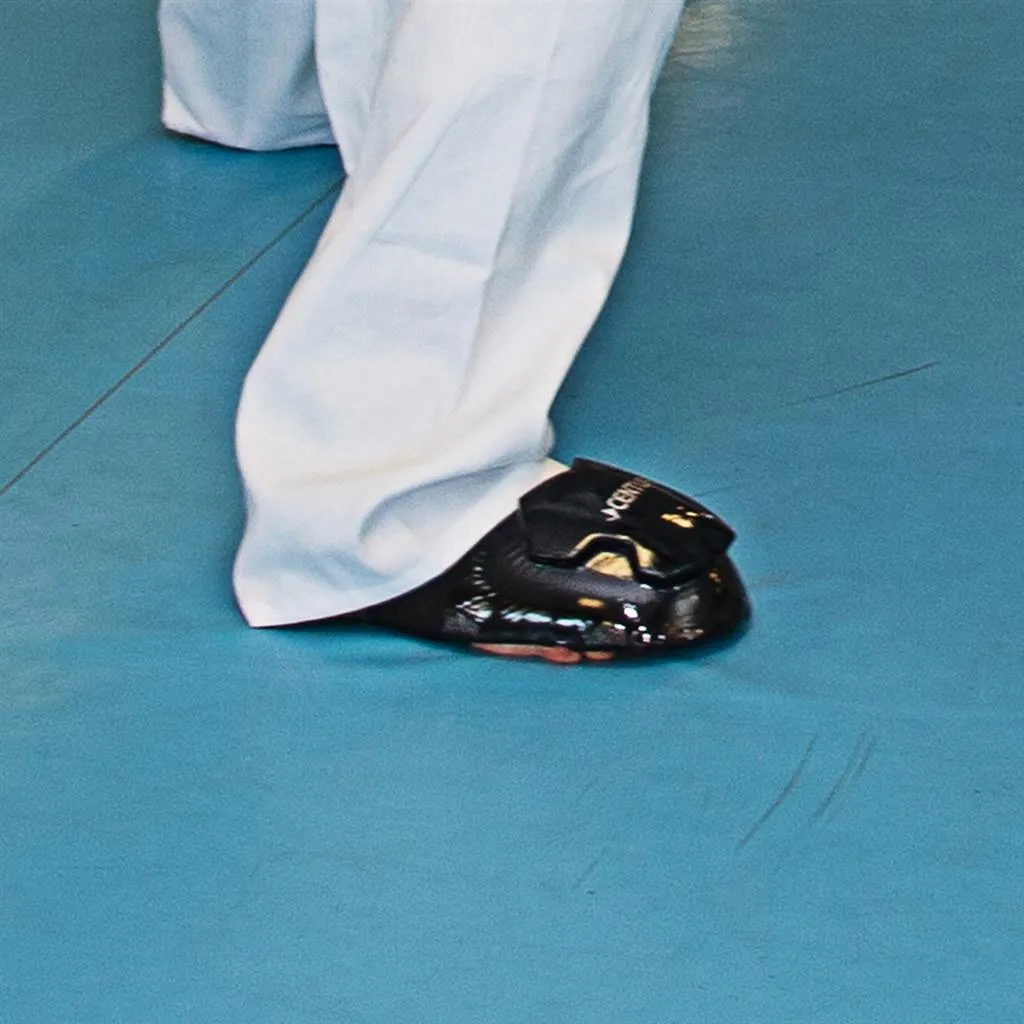 P2 Kicks