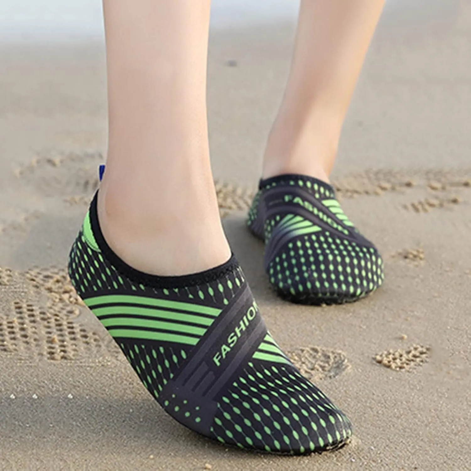 Quick Dry Aqua Water Shoes Barefoot Beach Swim Pool Shoes for Women Men Outdoor Sports Hiking Surf Yoga Lightweight Non Slip Footwear