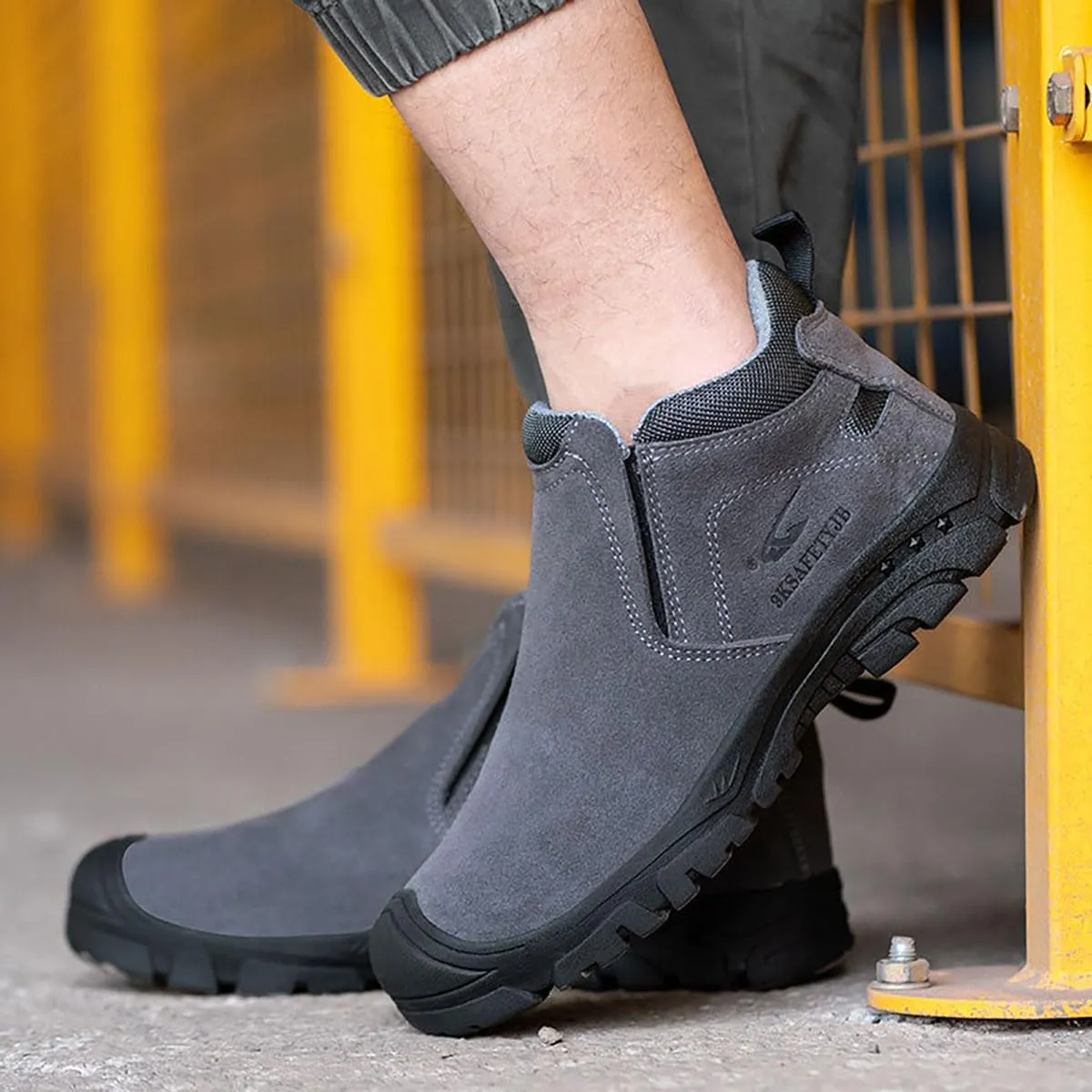 Safety Trainers Men Womens Steel Toe Cap Trainers Lightweight Comfortable Safety Shoes Work Trainers Non Slip & Breathable