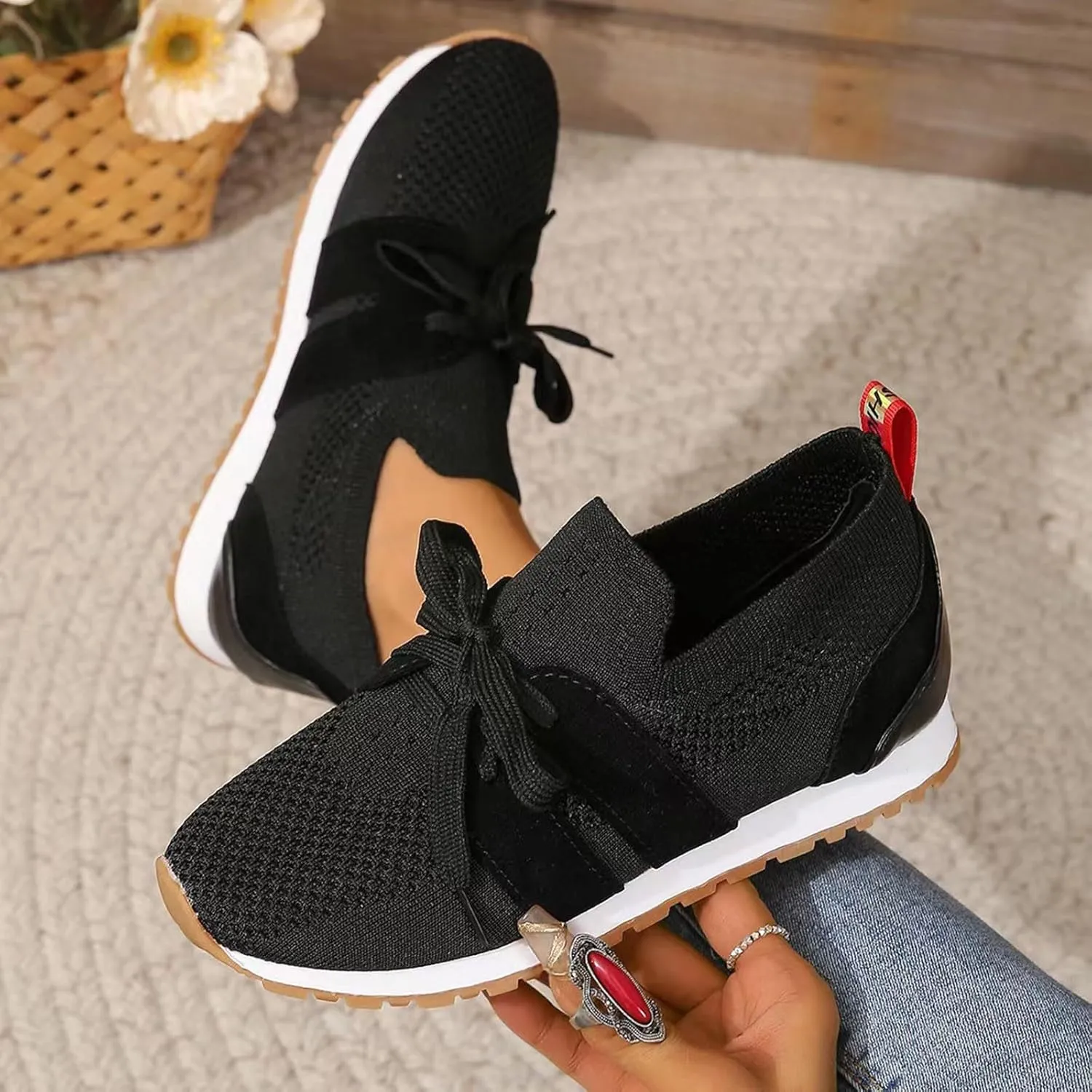 Women's Casual Lace Up Flat Soled Round Toe Flying Weaving Women's Shoes Fashionable and Womens Comfort Casual Shoes