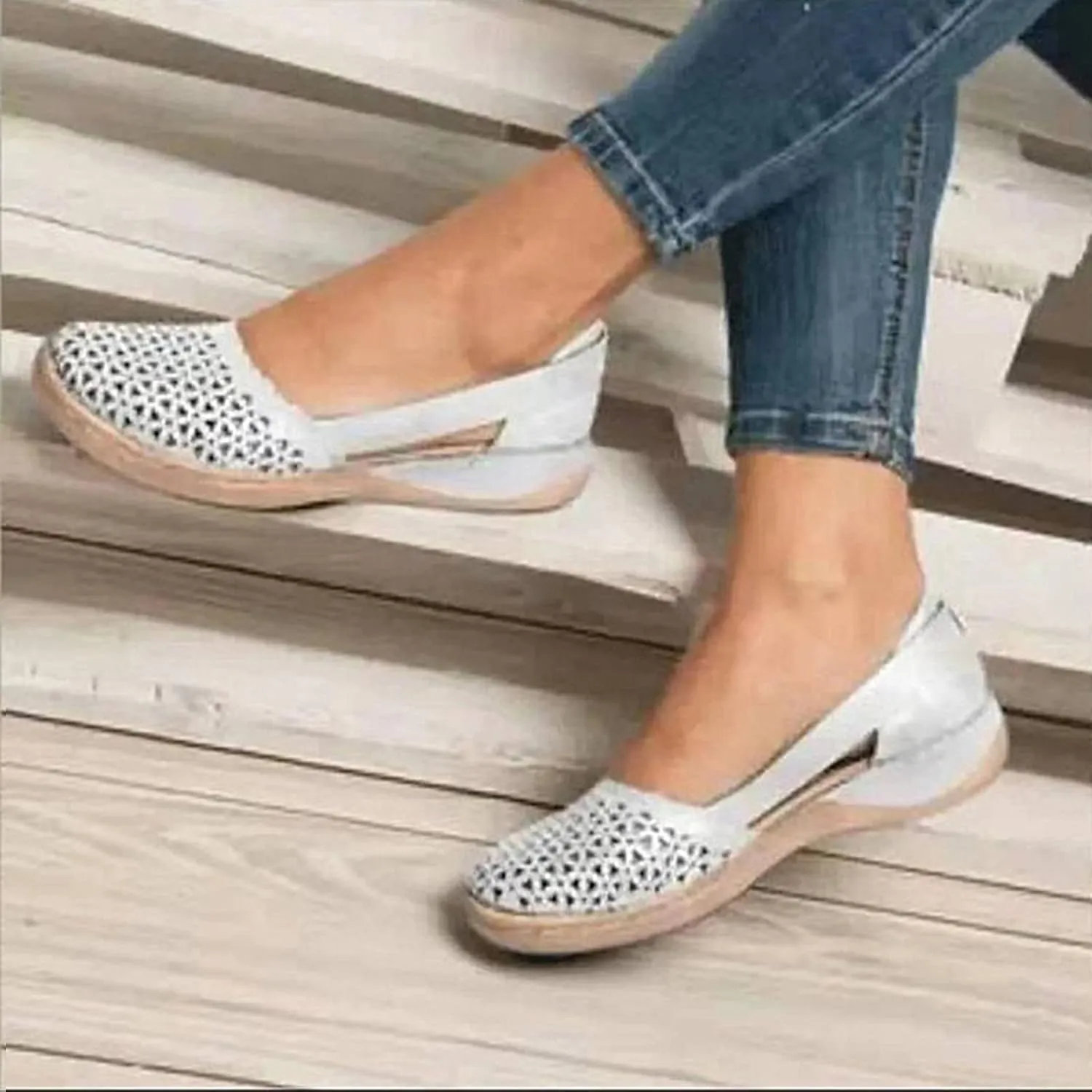 Women's Flats Sandals Close Toe Slip-On Ballet Sandal Comfort Lightweight Waterproof Platform Cutout Rubber Sole Shoes Cork Footbed Daily Wear Walking Hiking Outdoor Vocation Beach Soft Shoe
